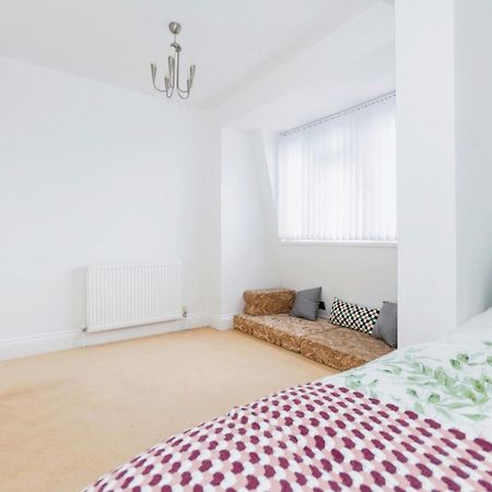 Modern 3 Bed Home - Solihull Centre 외부 사진